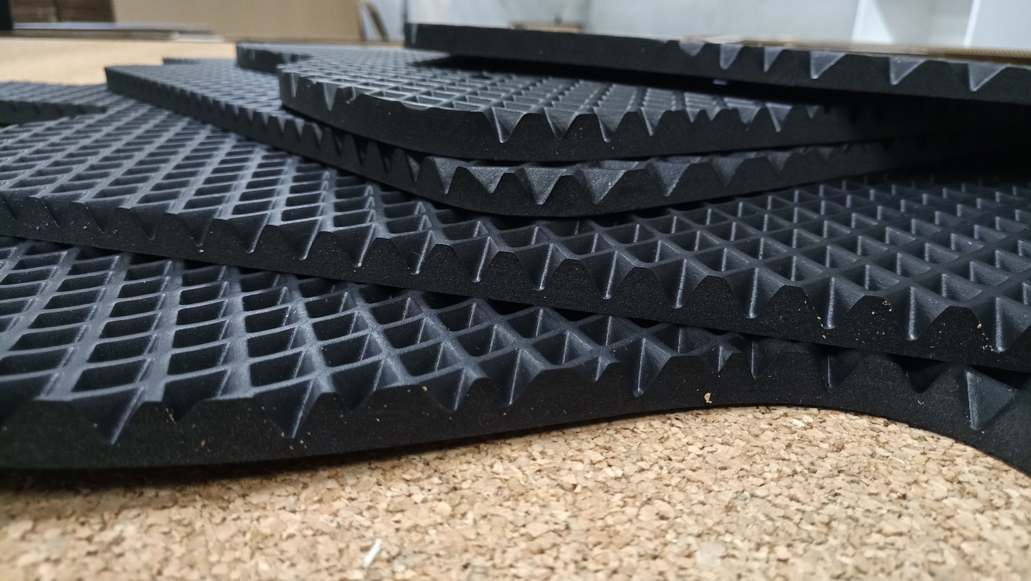 EVA и вспененная резина<br>